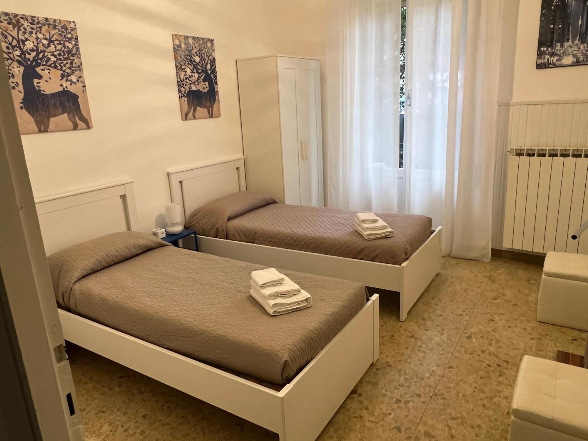 Apartment Manubella 5 Vani Con Giardino La Spezia